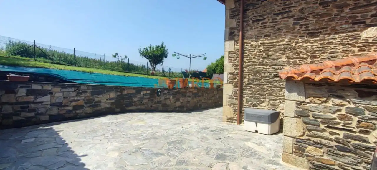 Terrassa de Finca rústica en venda en Valdoviño amb Calefacció, Jardí privat i Terrassa