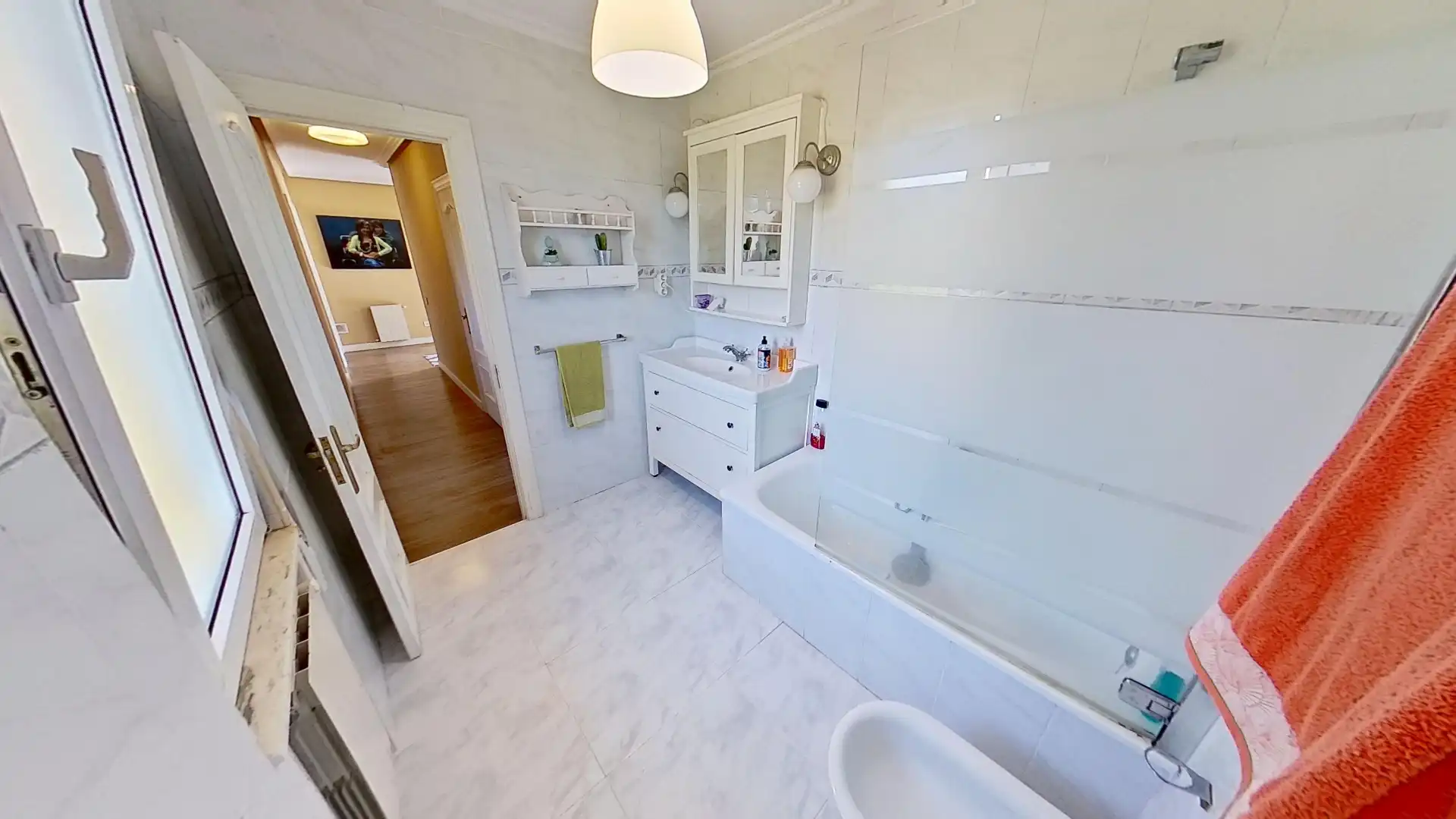 Baño de Casa o chalet en venta en Gijón  con Calefacción, Jardín privado y Parquet