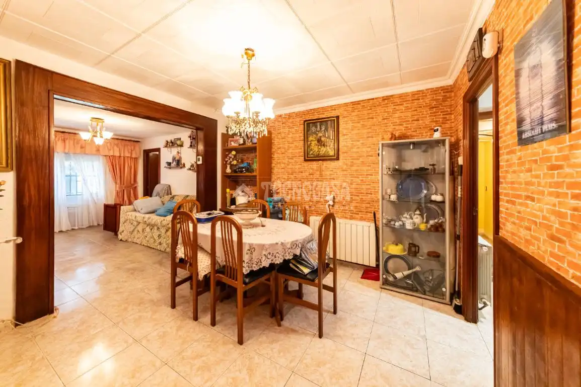 Comedor de Finca rústica en venta en Cubelles con Calefacción, Jardín privado y Terraza