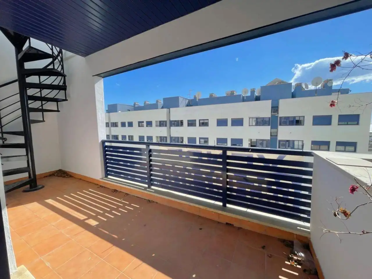 Ático con terraza en venta en Calle Vista Africa 4, imagen 4