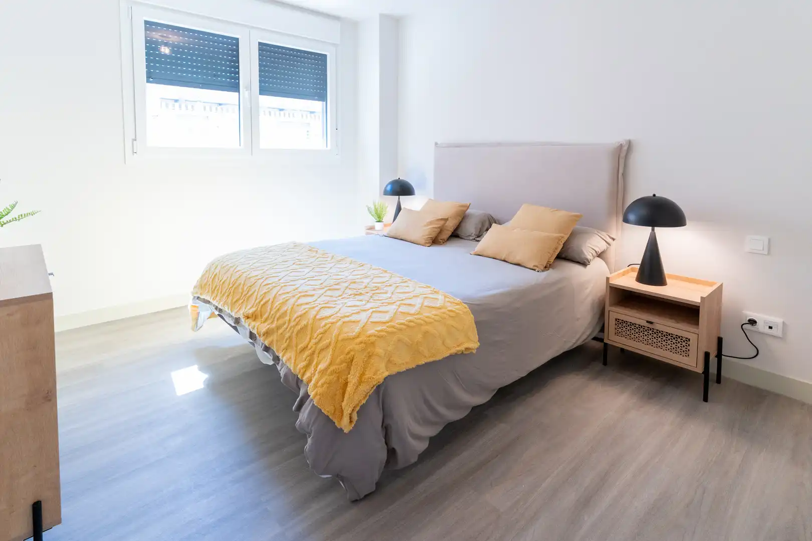 Flat for rent in Calle del Marqués de Viana, 82, Valdeacederas