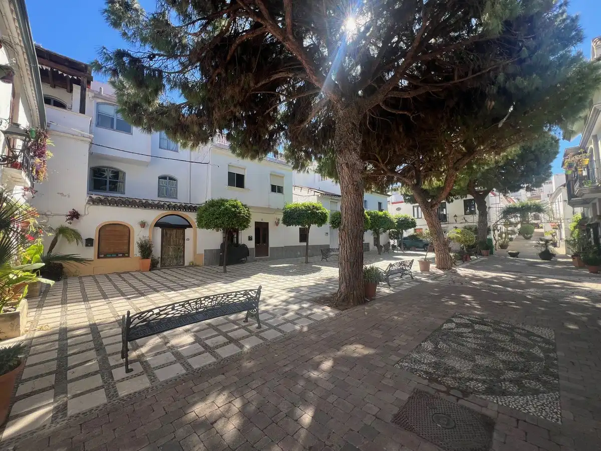 Terraced house for sale in Estepona Pueblo, imagen 2