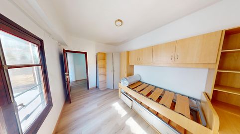 Foto 4 de Piso en venta en Calle Joaquín María López, El Carril - Paseo de Chapi, Villena
