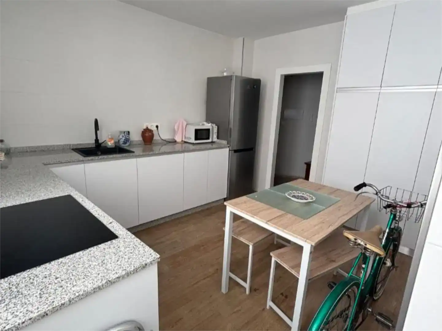Küche von Wohnung zur Miete in Motril mit Klimaanlage, Parkett und Möbliert