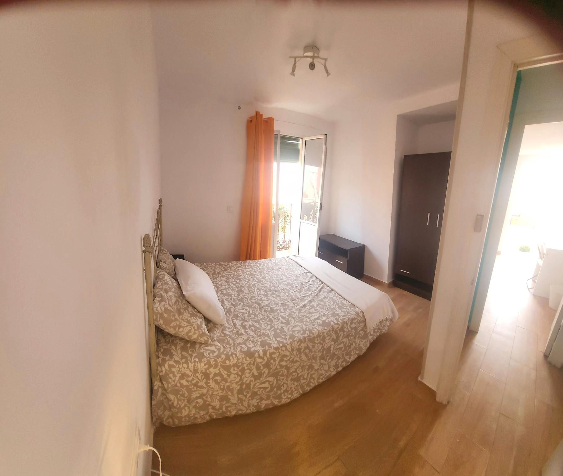 Bedroom of Flat to share in  Sevilla Capital  with Air Conditioner, Heating and Furnished