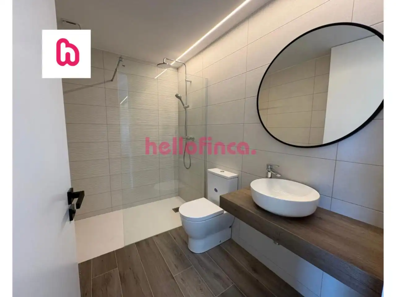 Bathroom of Flat for sale in Taradell, Barcelona