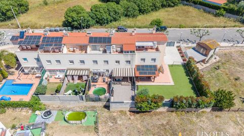 Foto 3 de Casa adosada en venta en Calle Salvador Espriu, 15, Riudoms, Tarragona