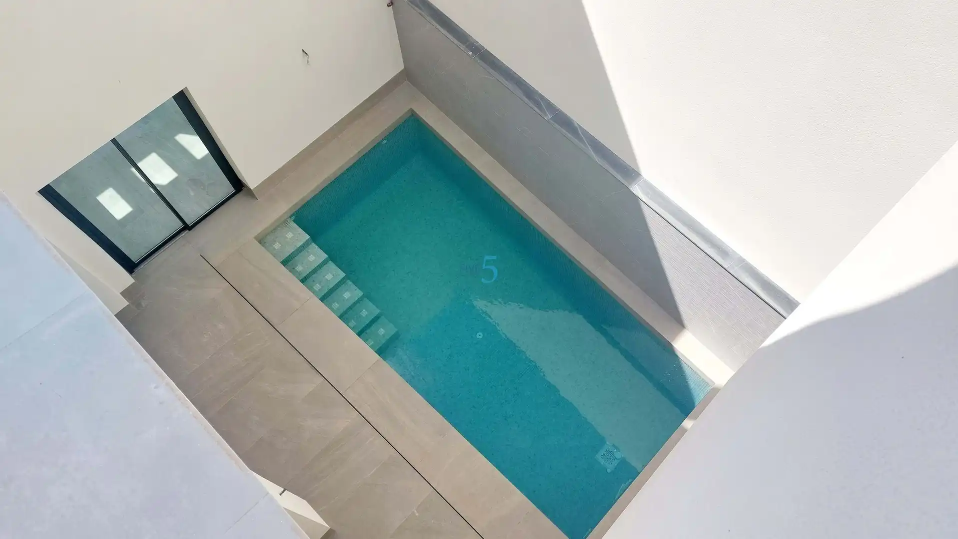 Piscina de Casa o xalet en venda en San Pedro del Pinatar amb Aire condicionat, Terrassa i Piscina