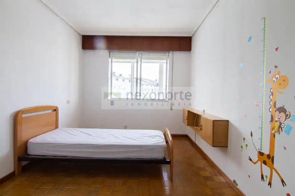 Habitación de Piso en venta en As Pontes de García Rodríguez  con Terraza, Trastero y Balcón
