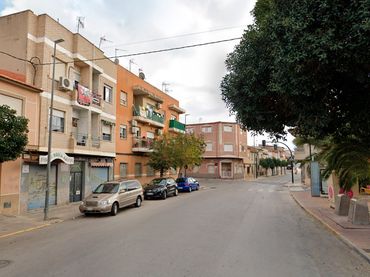 Piso en venta en Calle Archena