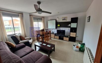 Living room of Flat for sale in Cáceres Capital  with Air Conditioner