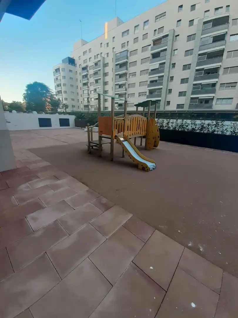 Terrassa de Pis de lloguer en Valencia amb Aire condicionat, Calefacció i Parquet