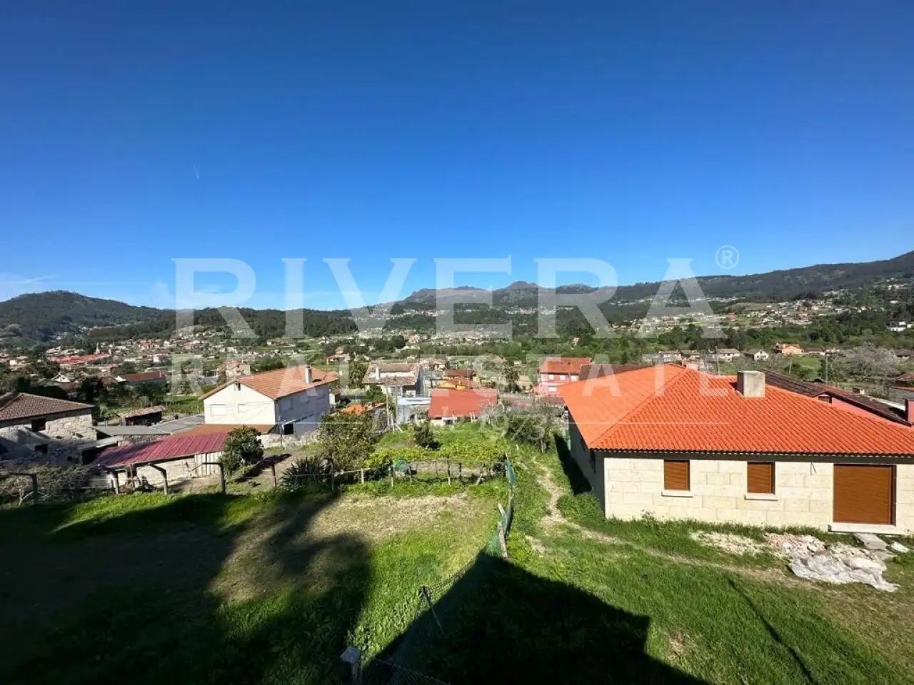 Casa o xalet en venda en Gondomar amb Jardí privat