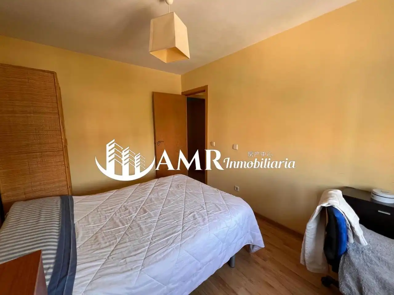 Habitación de Piso en venta en Leganés con Calefacción y Alarma