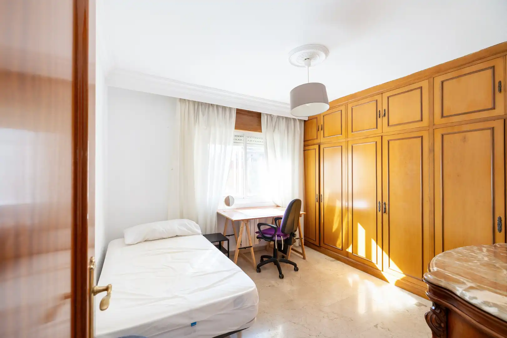 Wohnung zur Miete in Calle Emperatriz Eugenia, Camino de Ronda