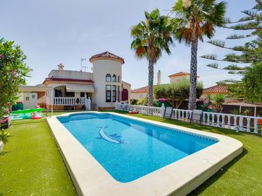 Casa con piscina in vendita a Calle Jose Carreras