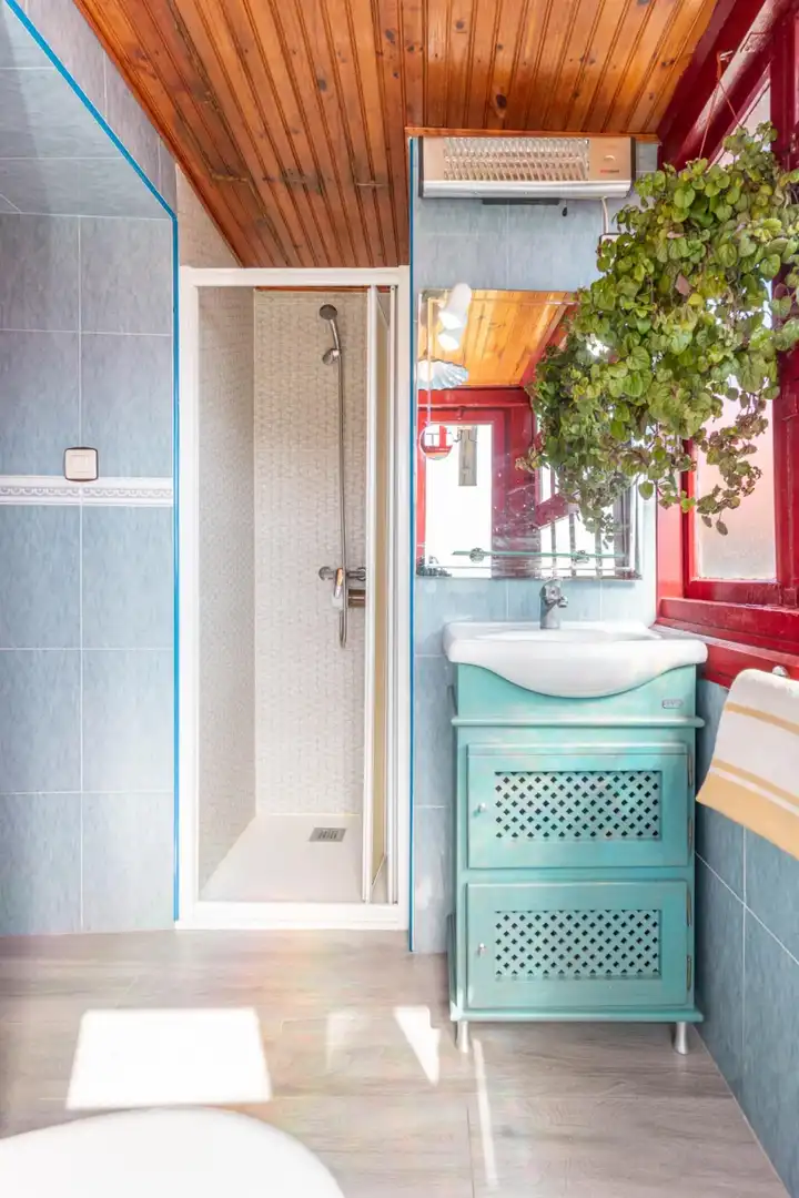 Baño de Casa o chalet en venta en Cudillero con Calefacción, Jardín privado y Terraza