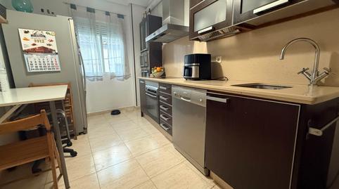 Foto 5 de Casa o xalet en venda a Calle Cabezabellosa, Miralvalle - Av. Virgen del Puerto - La Data, Plasencia