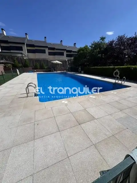 Swimming pool of Detached homes for rent in Rivas-Vaciamadrid  with Air Conditioner, Private garden and Terrace