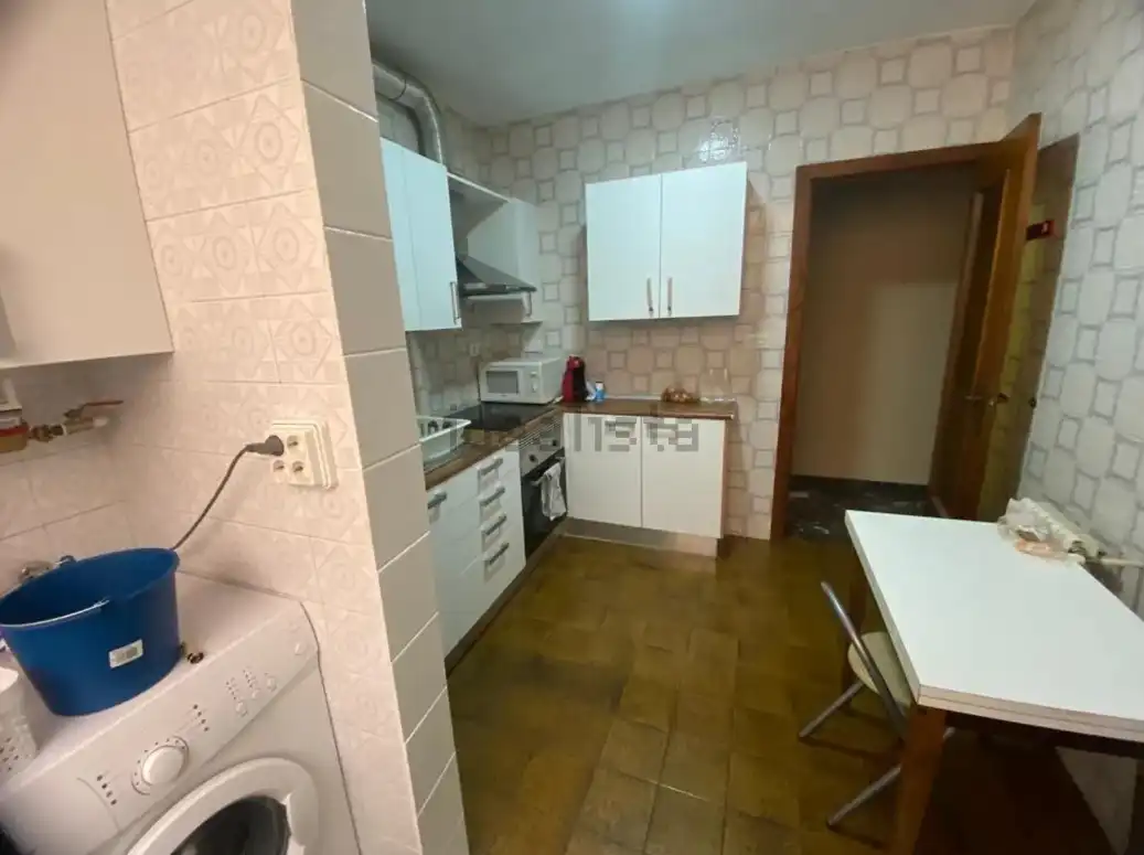 Küche von Wohnung zur Miete in Granada mit Heizung, Möbliert und Ofen