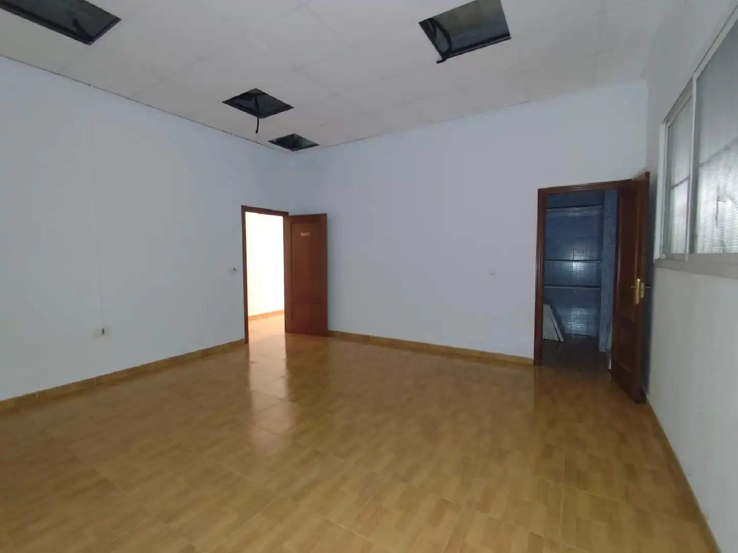 Commercial properties for sale in Bollullos Par del Condado