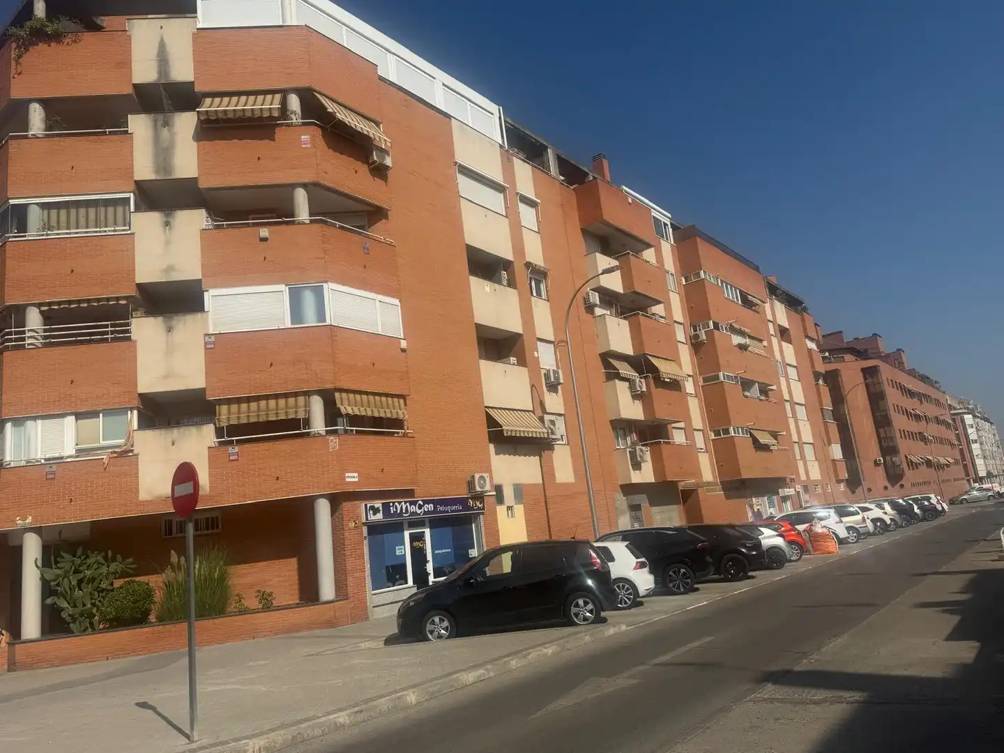 Vista exterior de Ático de alquiler en Madrid con Aire acondicionado, Calefacción y Jardín privado