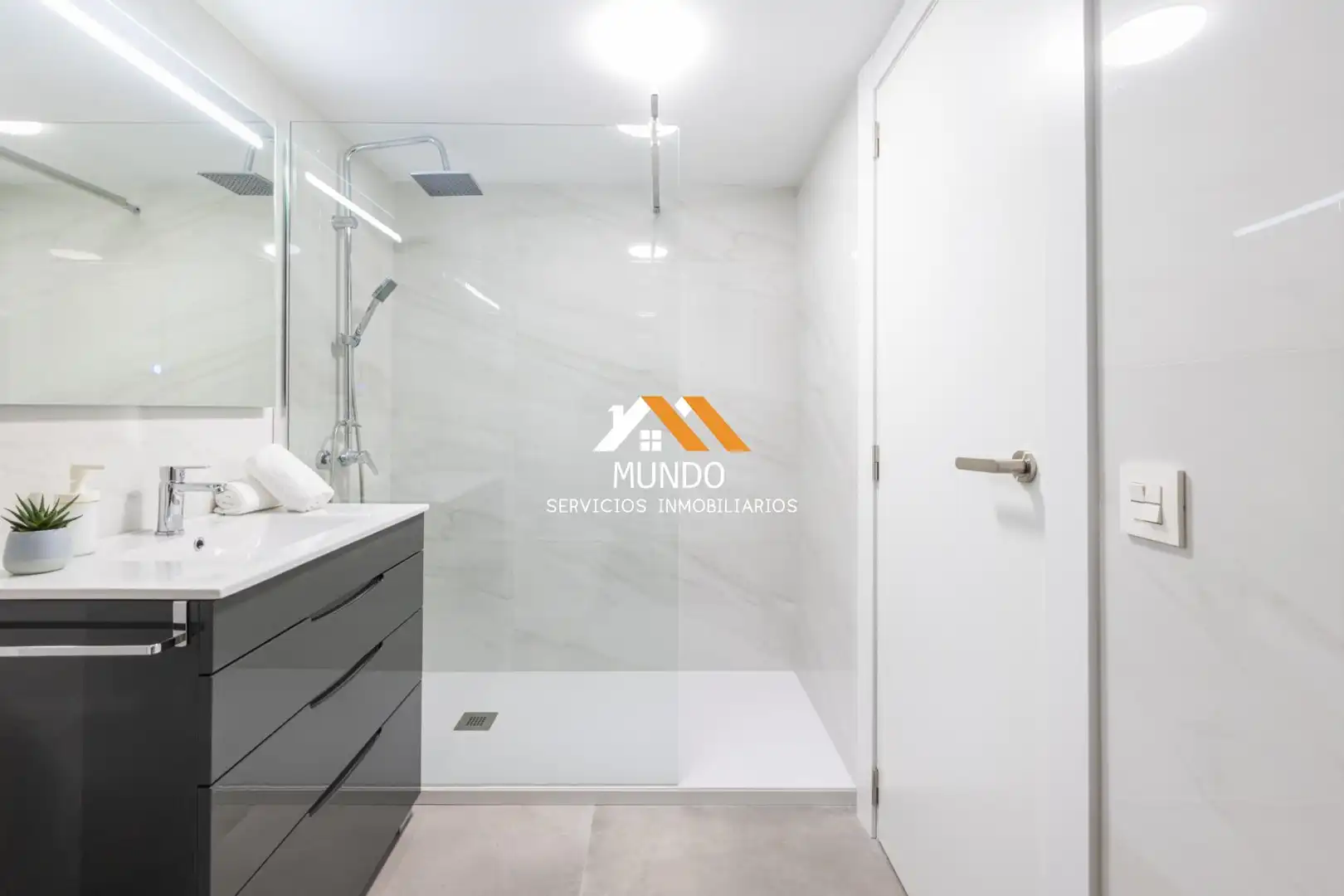 Baño de Loft en venta en Valencia con Aire acondicionado