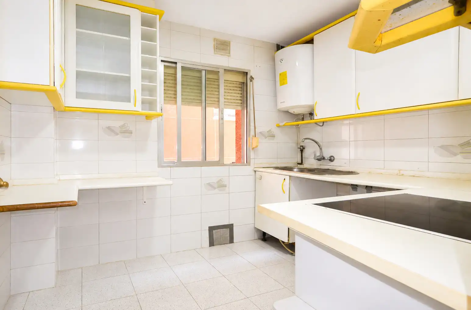 Cuina de Pis en venda en Móstoles amb Terrassa
