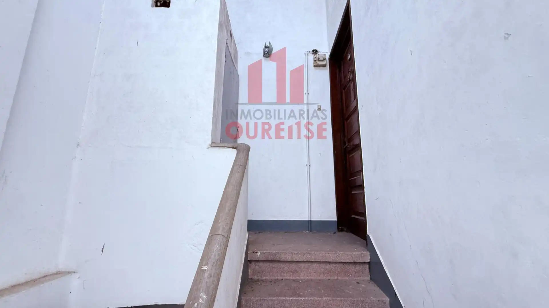 Exterior view of Buildings for sale in Ourense Capital 
