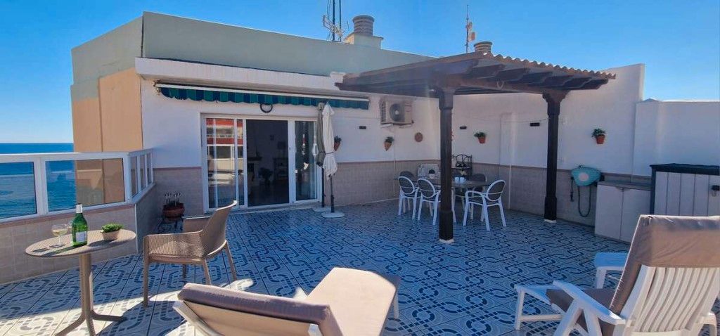 Terrassa de Àtic en venda en Torrox amb Aire condicionat, Terrassa i Moblat