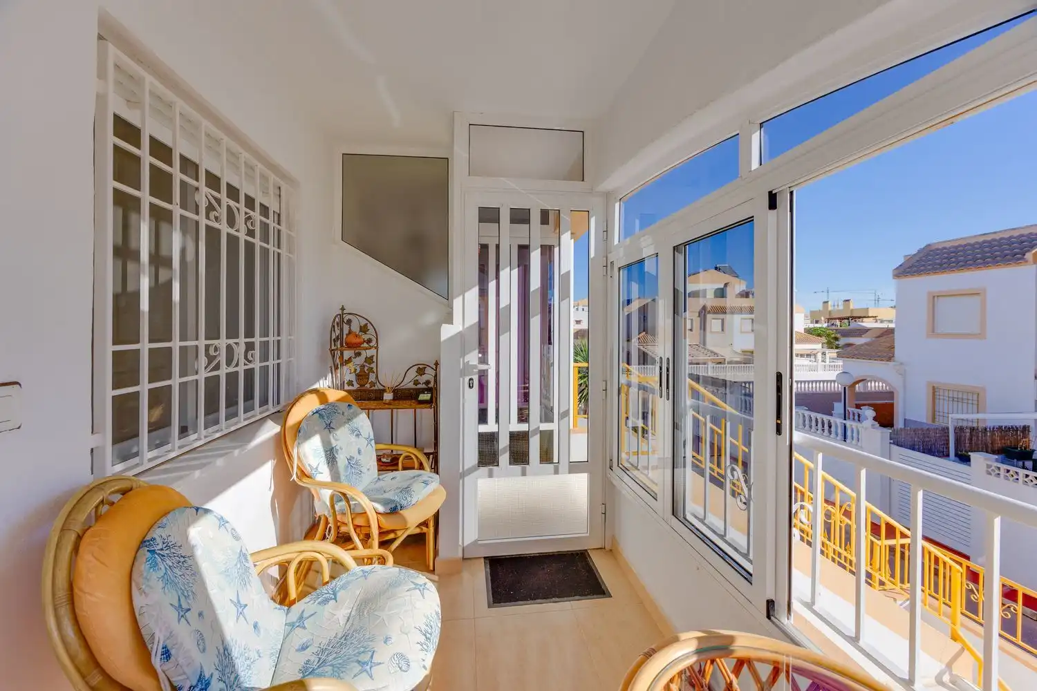 Terrassa de Casa o xalet en venda en Zona Carrefour - Urbanizaciones