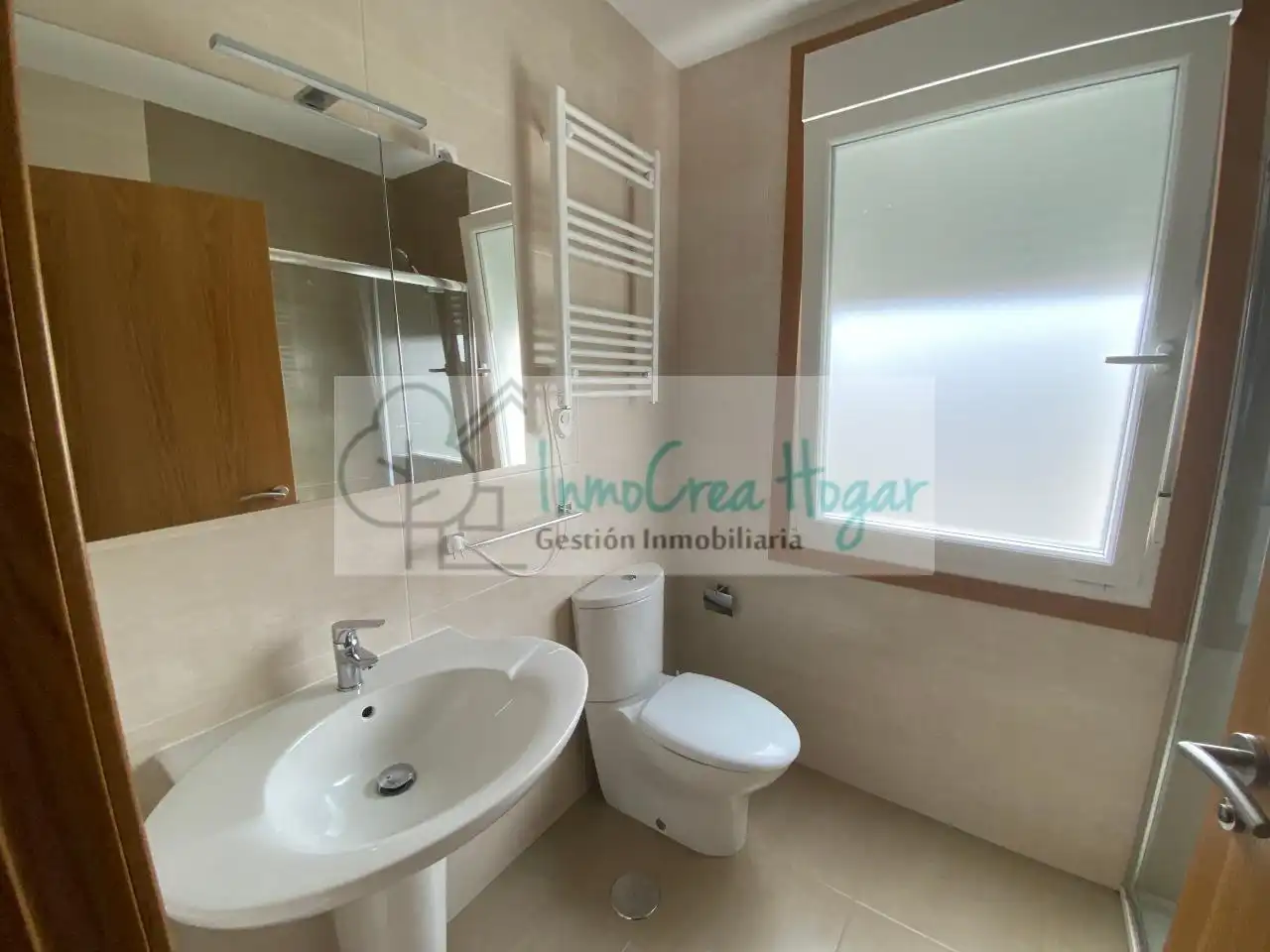Bathroom of Flat for rent in Mos  with Heating, Terrace and Storage room