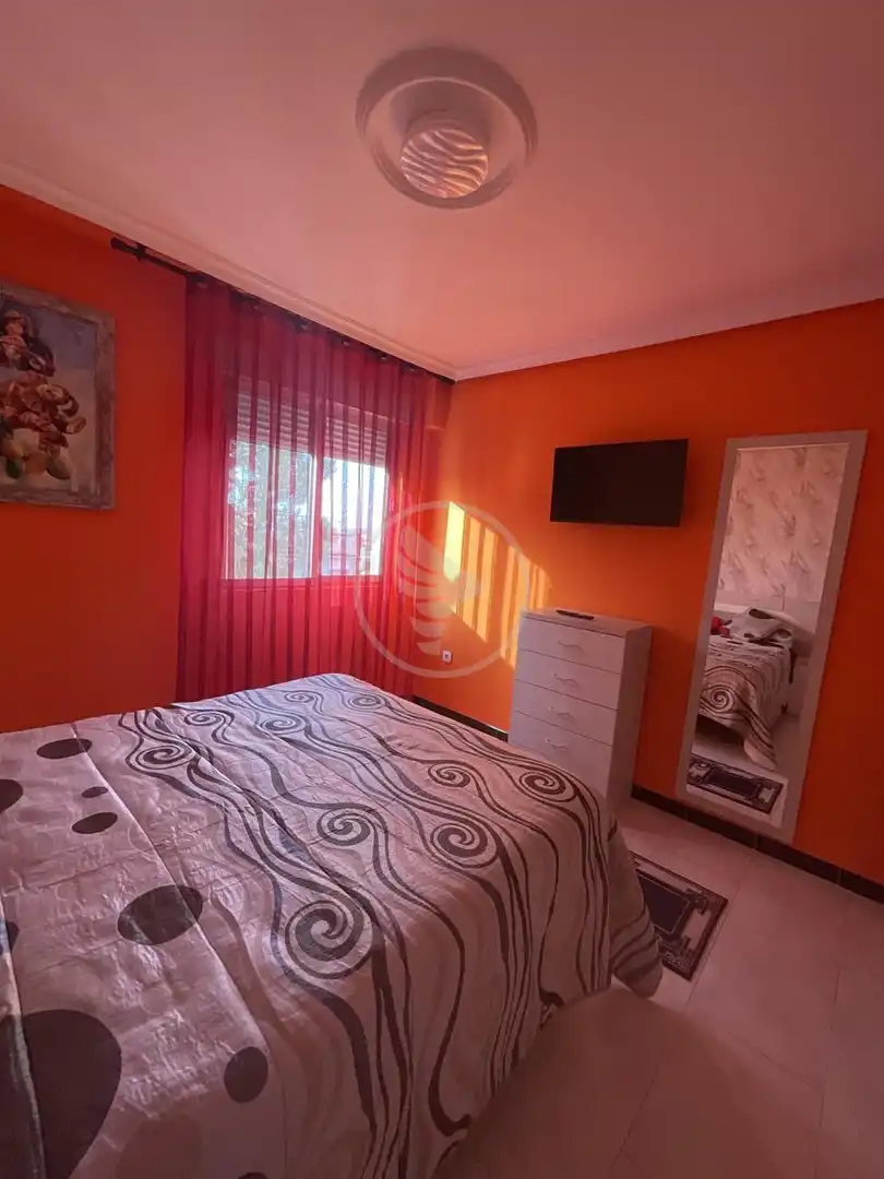 Habitación de Piso en venta en Linares con Aire acondicionado y Amueblado