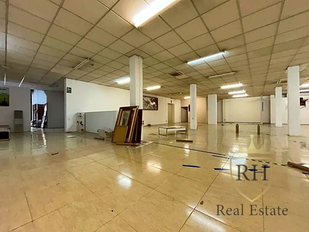 Locale commerciale in affitto a Llevant, imagen 7
