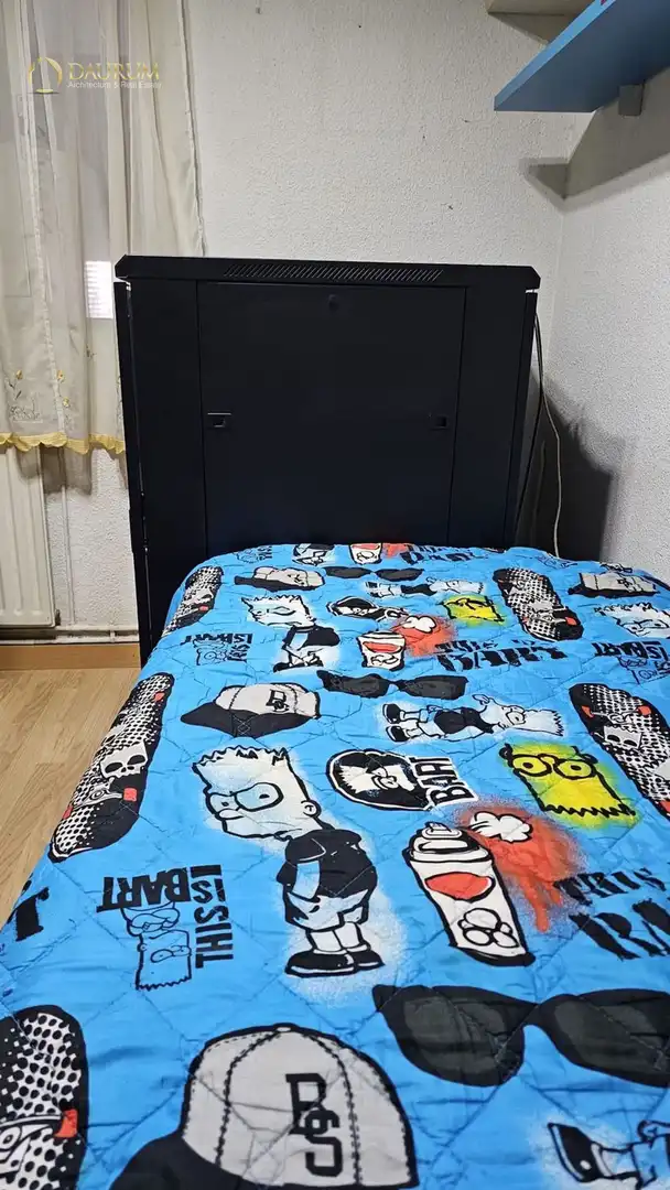 Bedroom of Flat for sale in Madrid  with Air Conditioner, Heating and Terrace