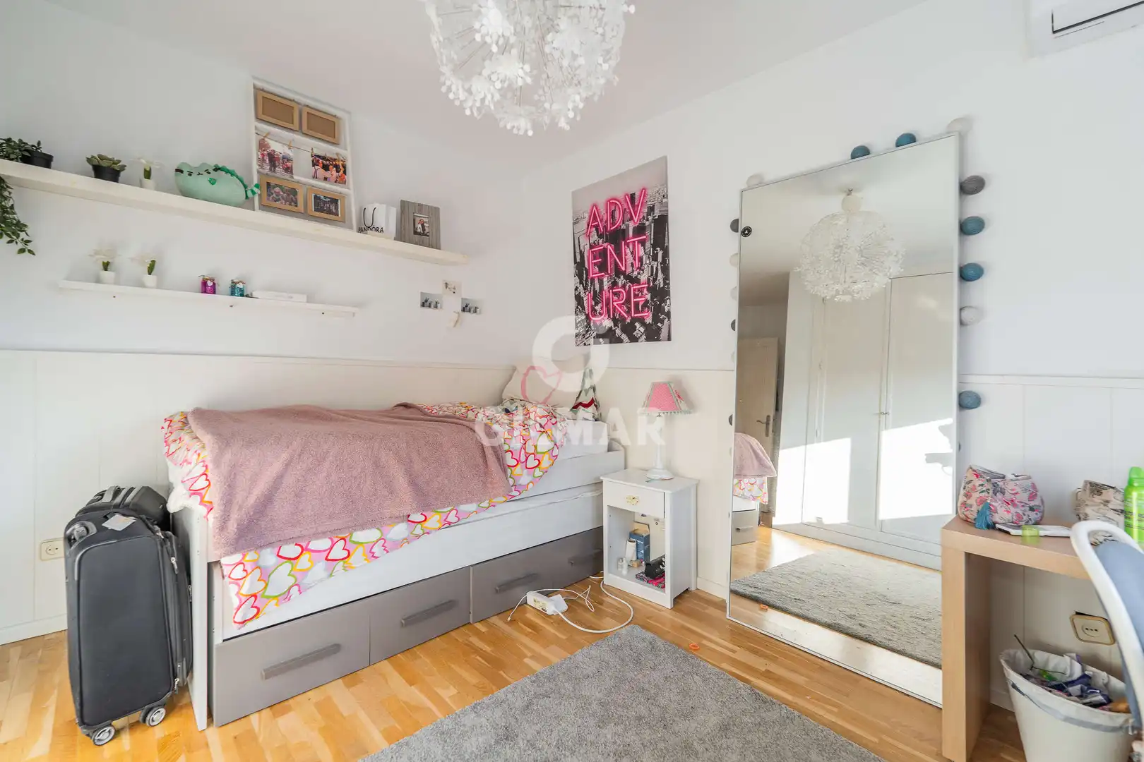 Bedroom of Detached homes for sale in Pozuelo de Alarcón  with Heating and Private garden