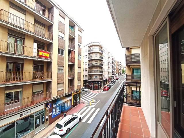 Piso en Alquiler en Antonio Espinosa en Carmelitas