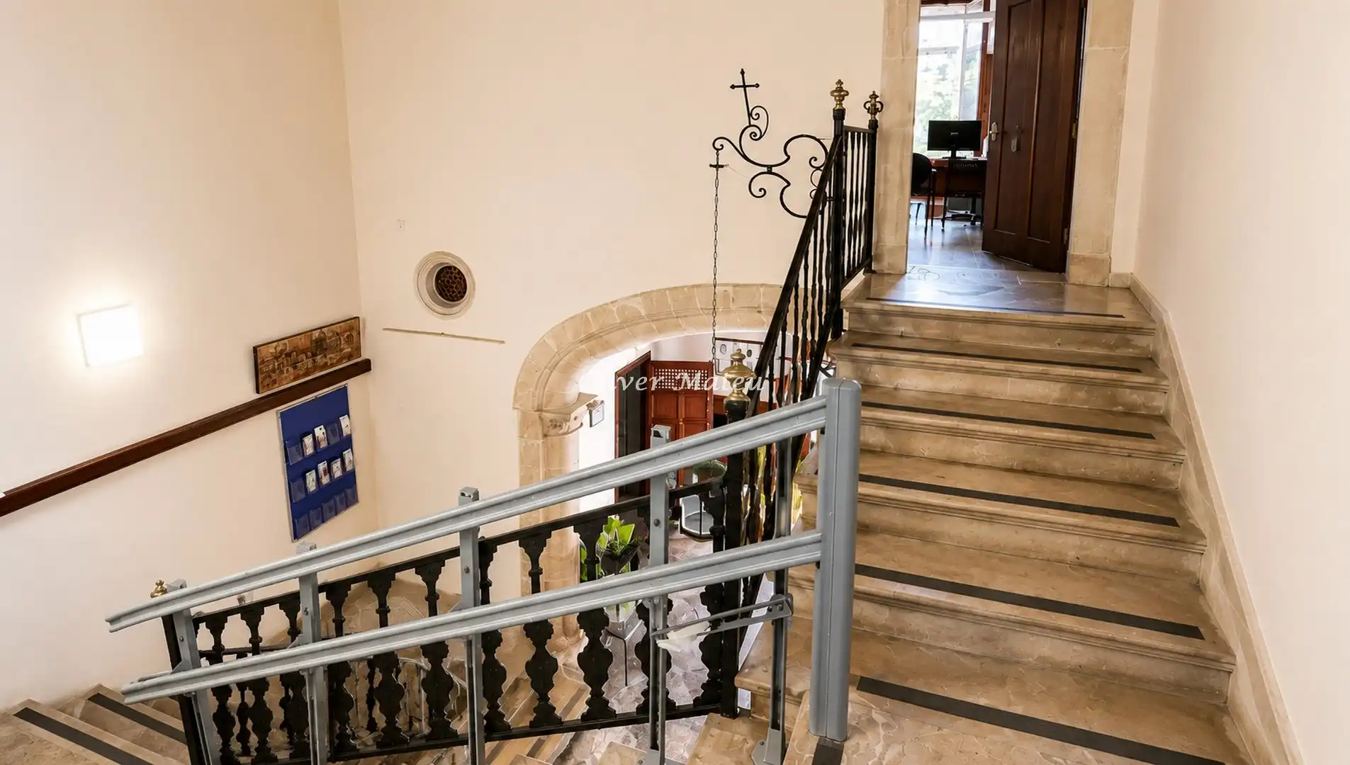 Edificio en venta en Llucmajor con Alarma
