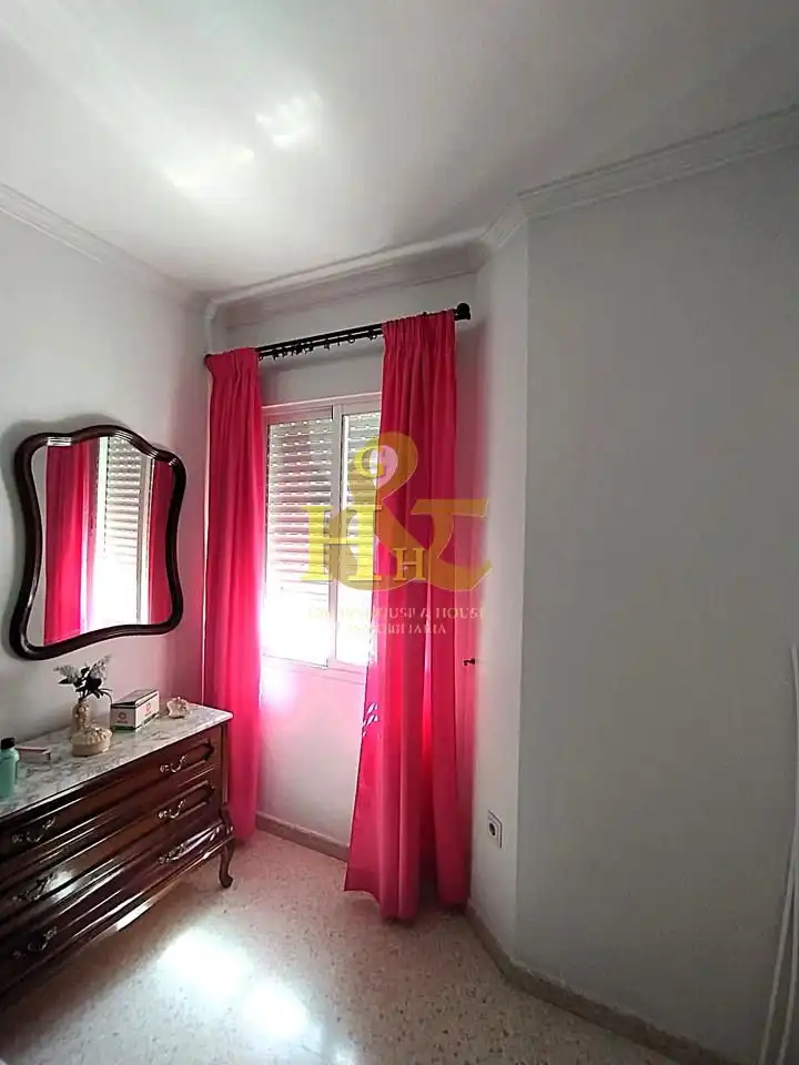 Habitación de Planta baja en venta en Sanlúcar de Barrameda con Aire acondicionado