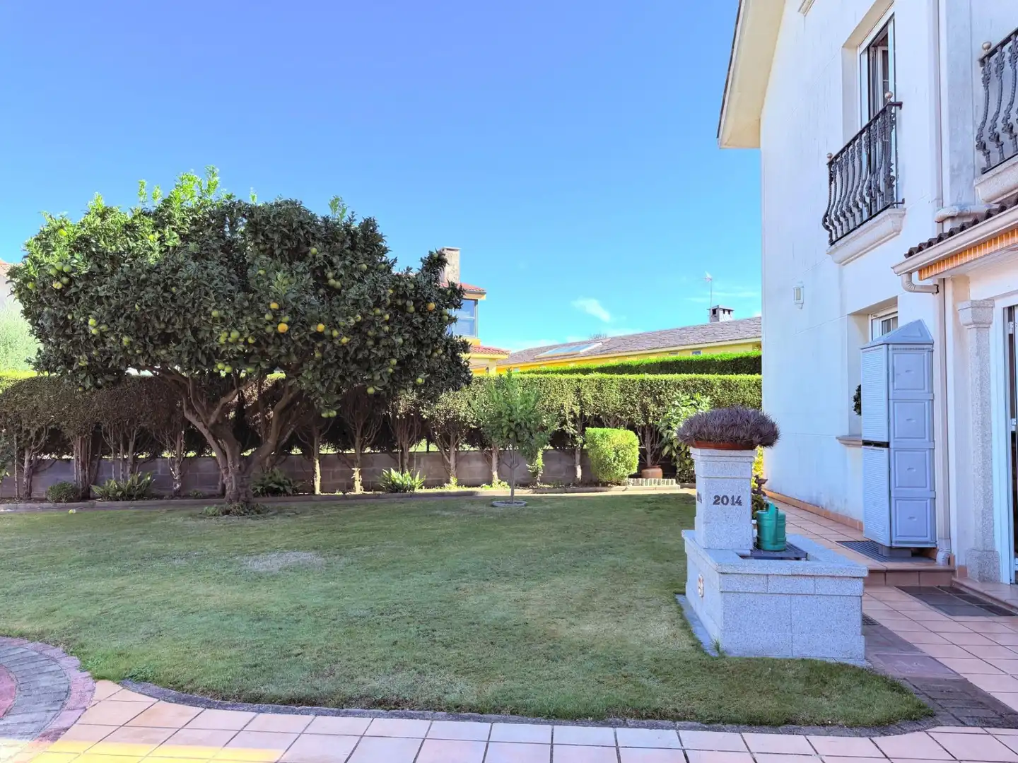 Jardí de Casa o xalet en venda en Oleiros amb Calefacció, Jardí privat i Terrassa