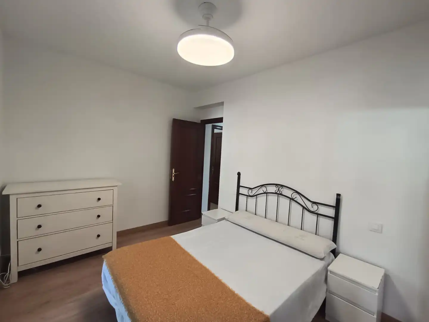 Bedroom of Flat for rent in Madrid  with Heating, Terrace and Oven