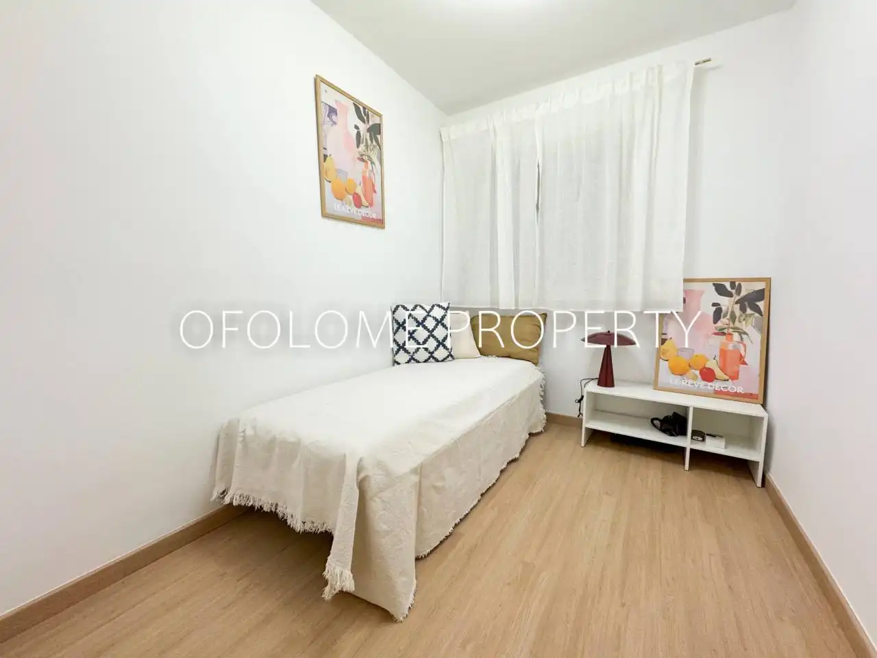 Bedroom of Flat for sale in Barcelona  with Air Conditioner, Heating and Parquet flooring