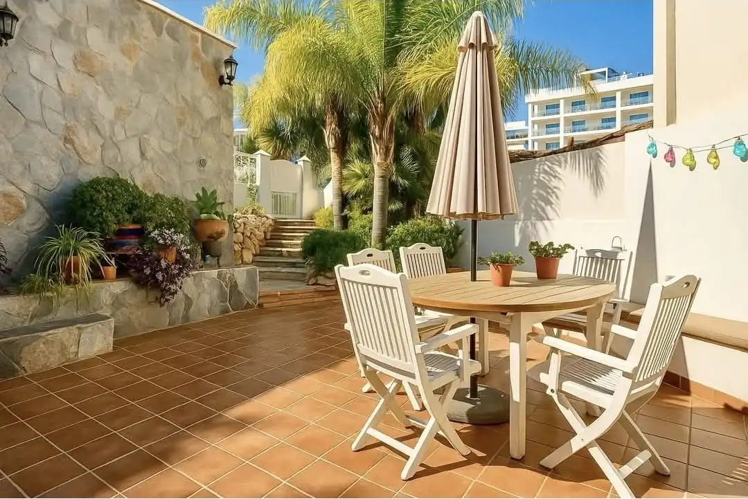 Terrassa de Casa o xalet en venda en Fuengirola amb Aire condicionat, Terrassa i Piscina comunitària