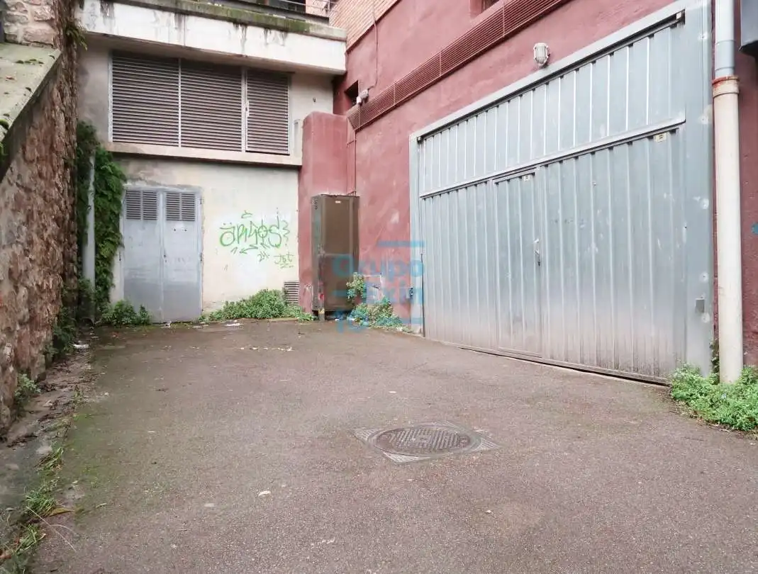 Parkplatz von Garage zum Verkauf in Donostia - San Sebastián 