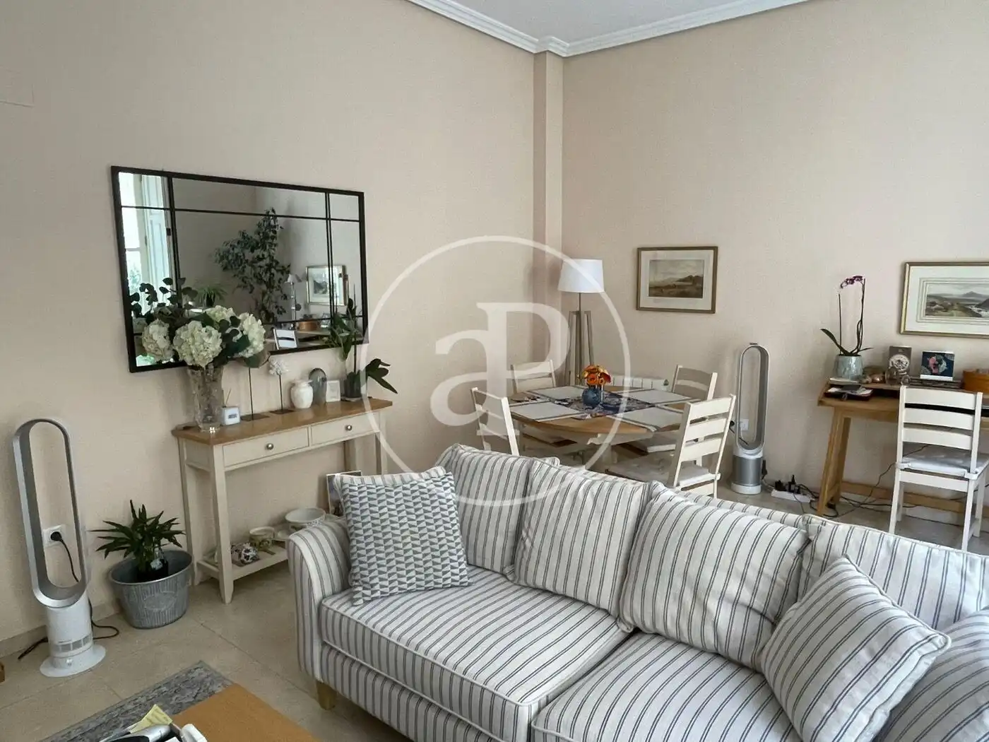 Sala de estar de Piso de alquiler en Valencia con Aire acondicionado, Calefacción y Balcón