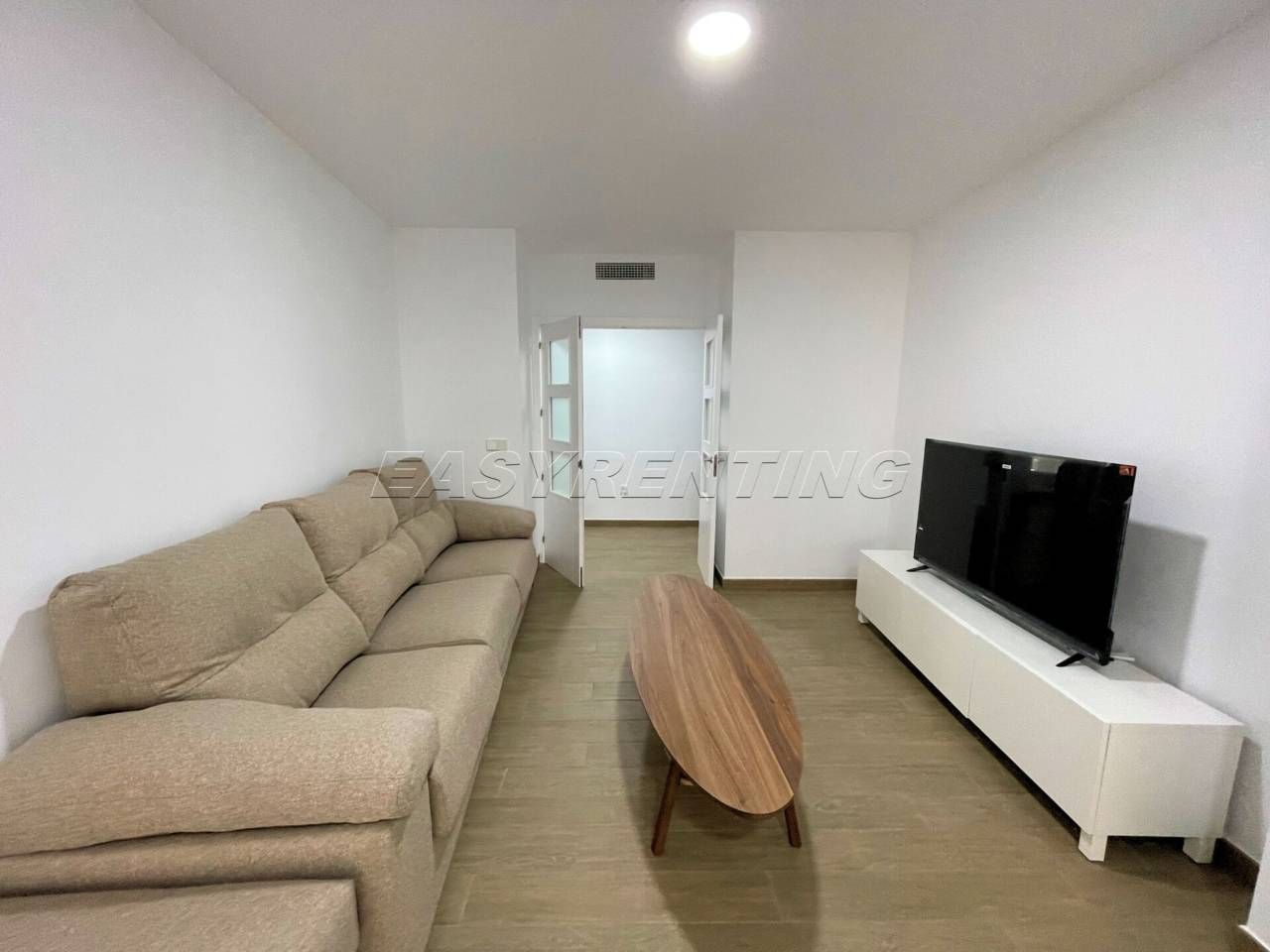 Living room of Flat to rent in La Línea de la Concepción  with Terrace, Storage room and Furnished