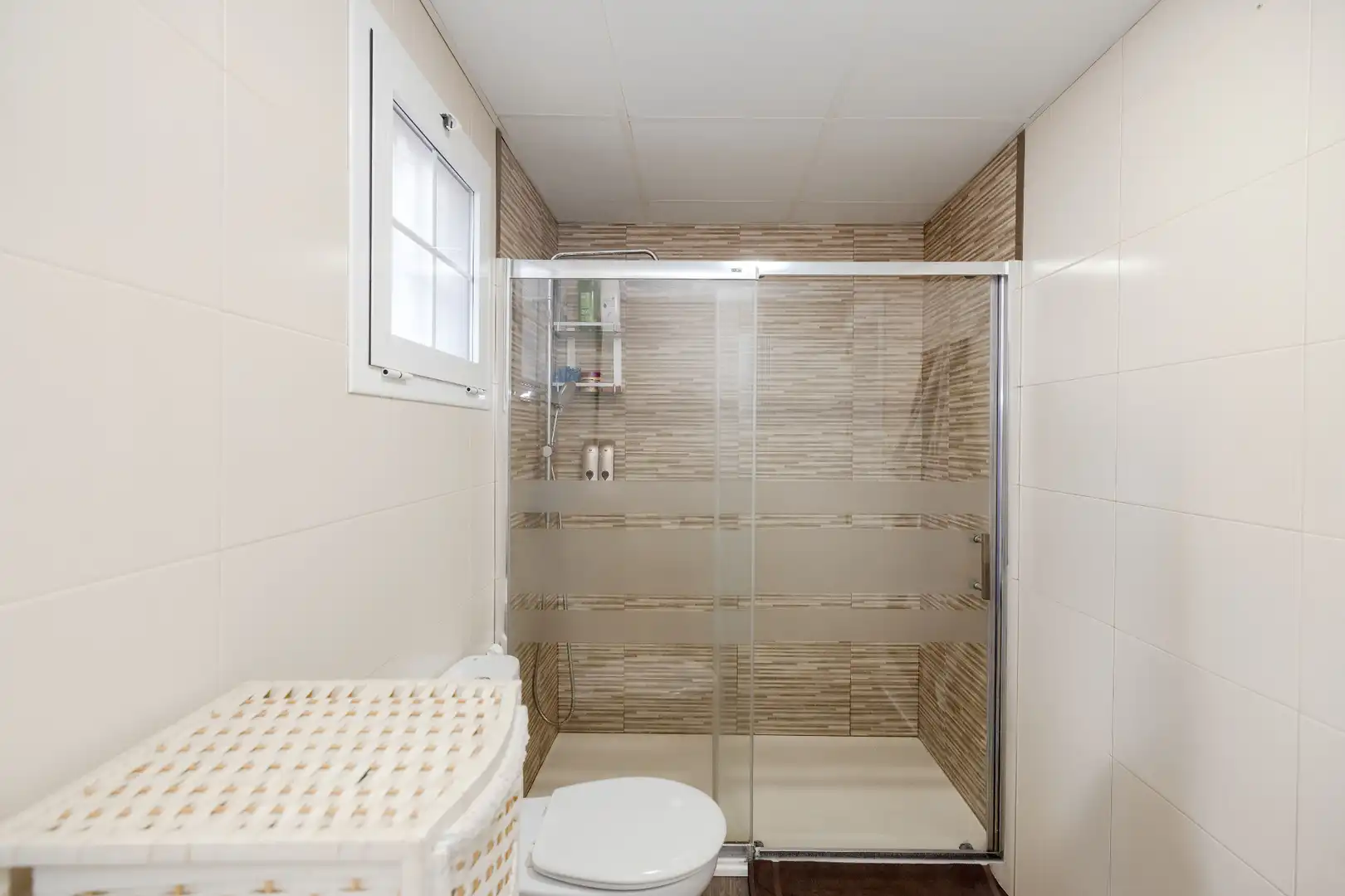Detached house with pool for sale in Calle Lorenzo Valla, imagen 32