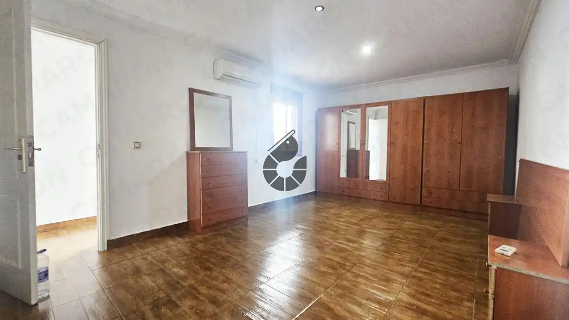 Habitación de Piso en venta en Coria del Río con Aire acondicionado y Terraza