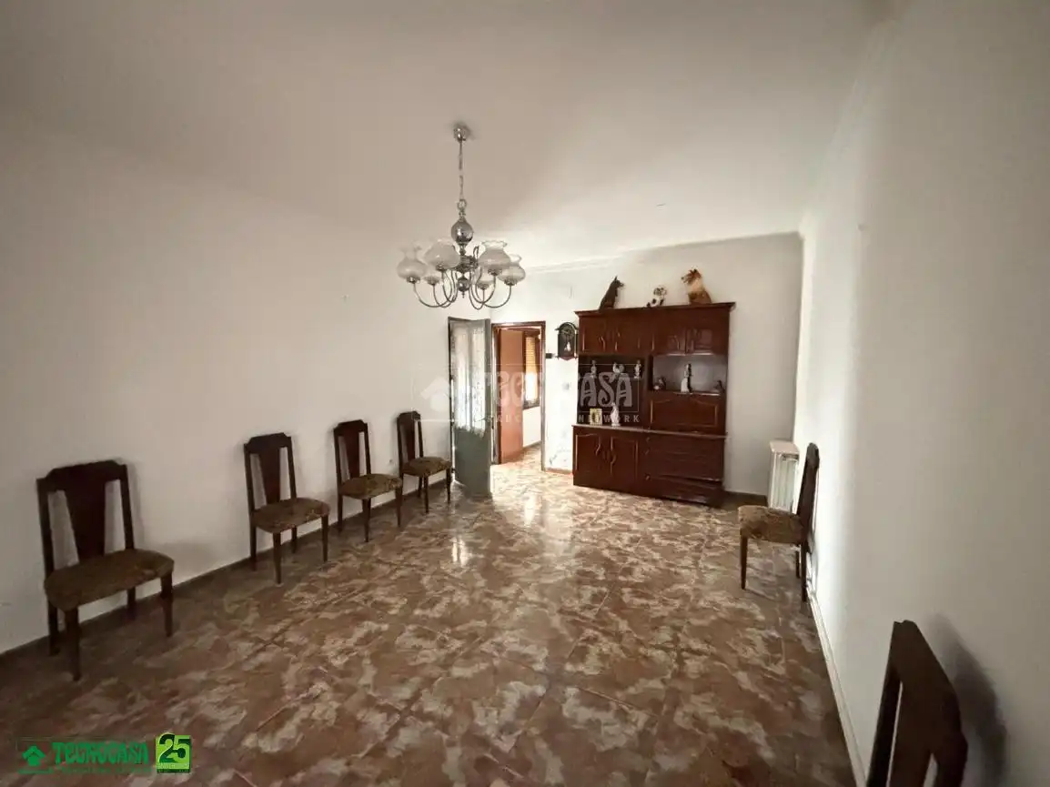 Sala de estar de Casa adosada en venta en Almagro