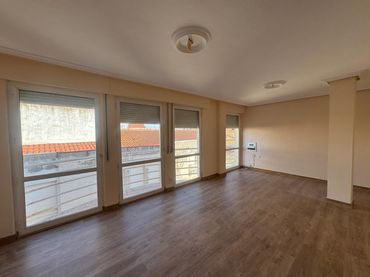 Piso con ascensor en venta en RONDA RANCHA 12